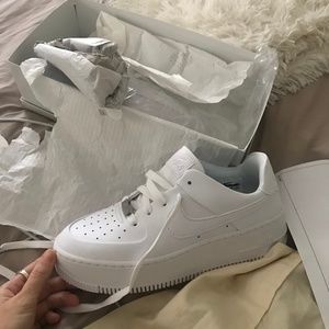 Womens Nike Air Force 1 Sage Low